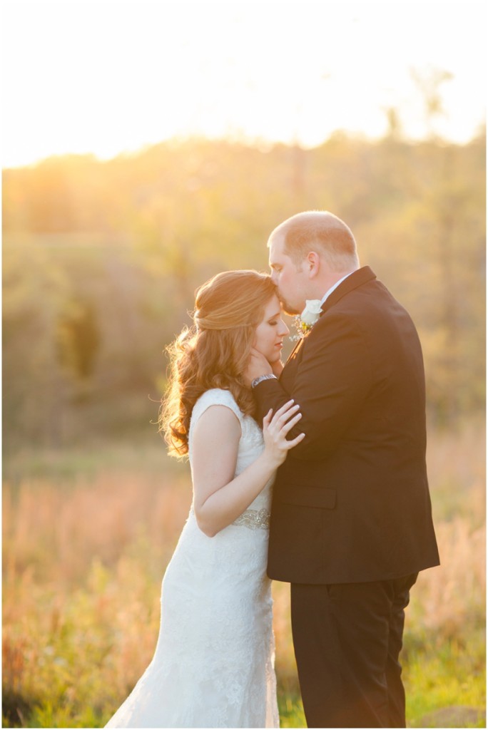 Timber Valley Lodge Wedding by Rebecca Long Photography_037