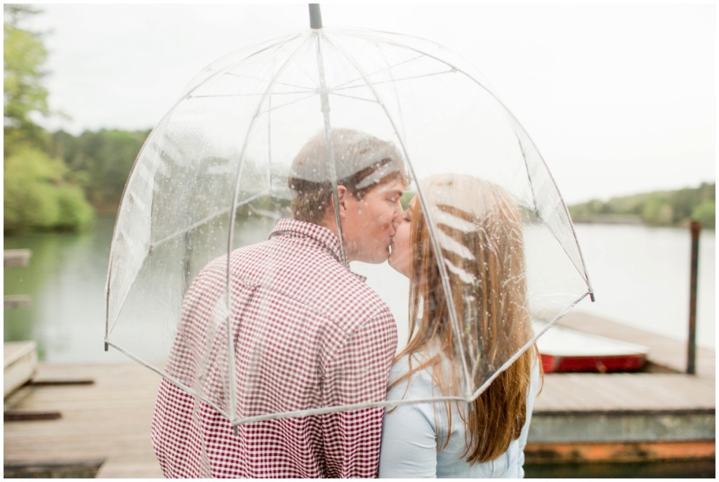 rainy-day-engagement-session-by-rebecca-long-photography-001